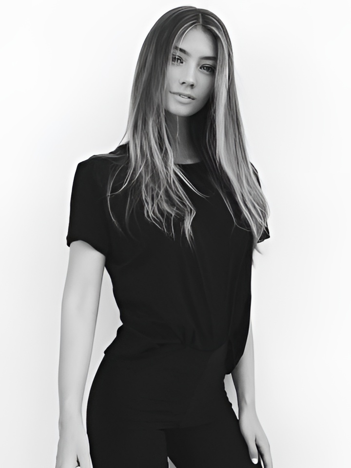 Индивидуалка Азалия, доступна для личного знакомства от 3000 руб