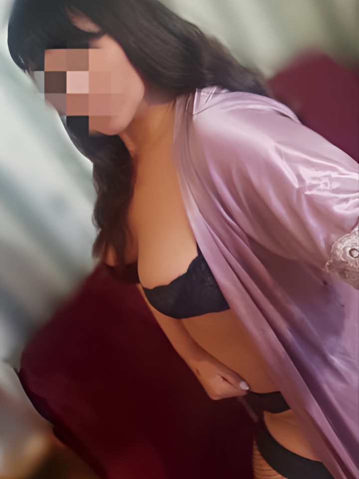 Ксения привлекальеная девушка из Нефтеюганска цена от 4000 руб