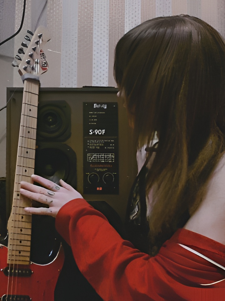 Софа привлекальеная девушка из Нефтеюганска цена от 5000 руб