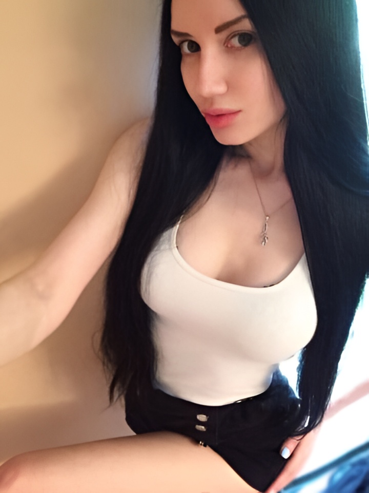 Зоя привлекальеная девушка из Нефтеюганска цена от 4000 руб