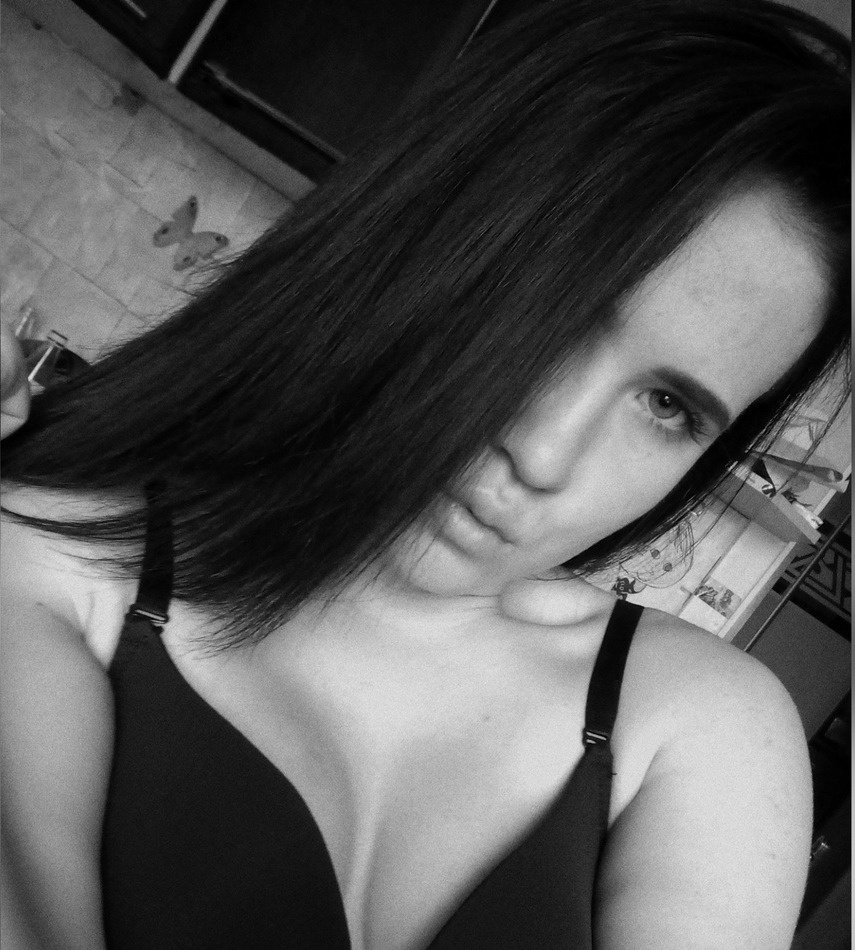 Окси привлекальеная девушка из Нефтеюганска цена от 3500 руб