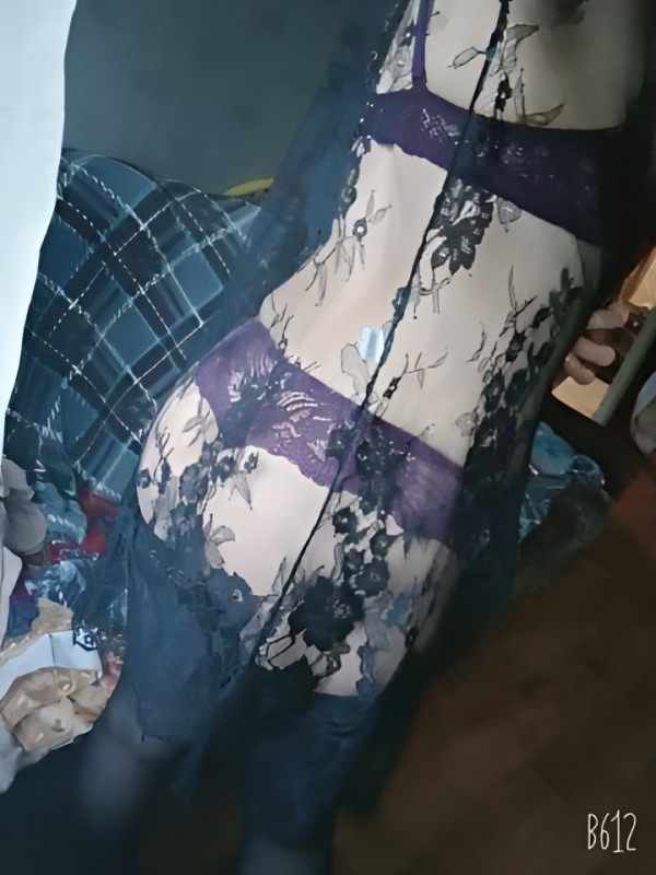 Рита привлекательная девушка из Нефтеюганска цена от 3000 руб