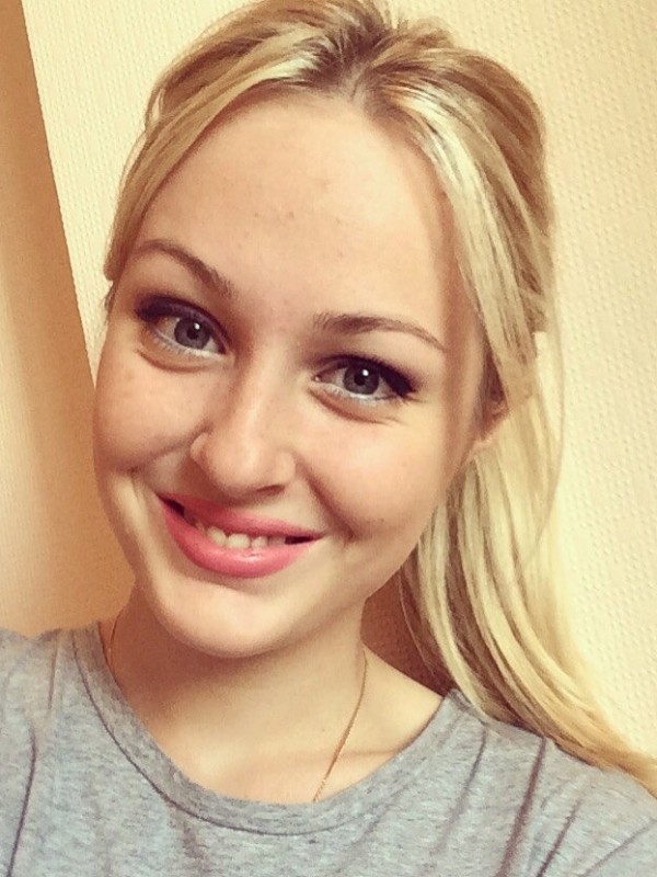 Маргоша привлекательная девушка из Нефтеюганска цена от 3500 руб